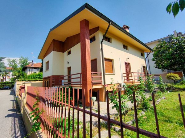 casa indipendente in vendita ad Udine
