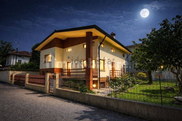 casa indipendente in vendita ad Udine