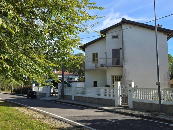 casa indipendente in vendita ad Udine