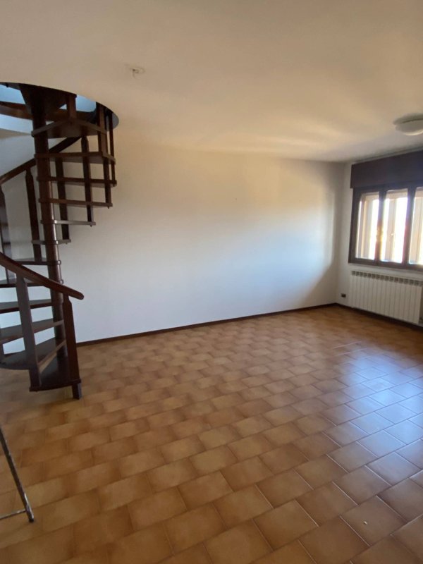 appartamento in vendita ad Udine in zona Beivars