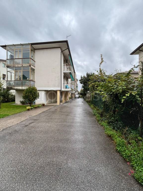 appartamento in vendita ad Udine in zona Laipacco