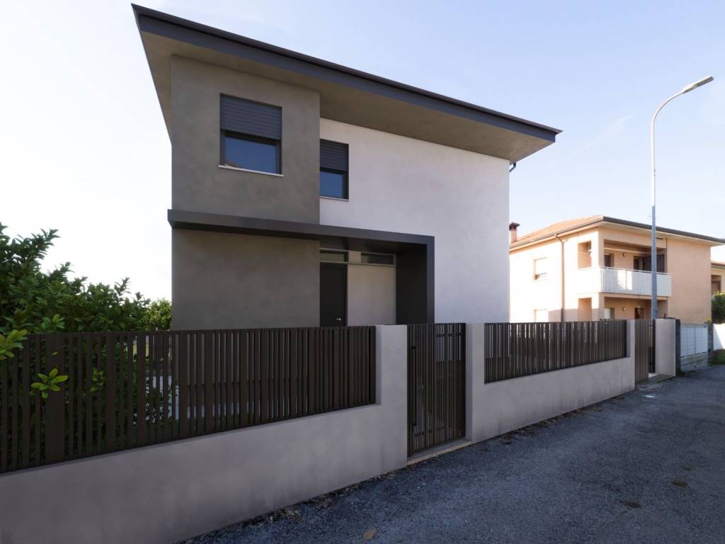 casa indipendente in vendita ad Udine