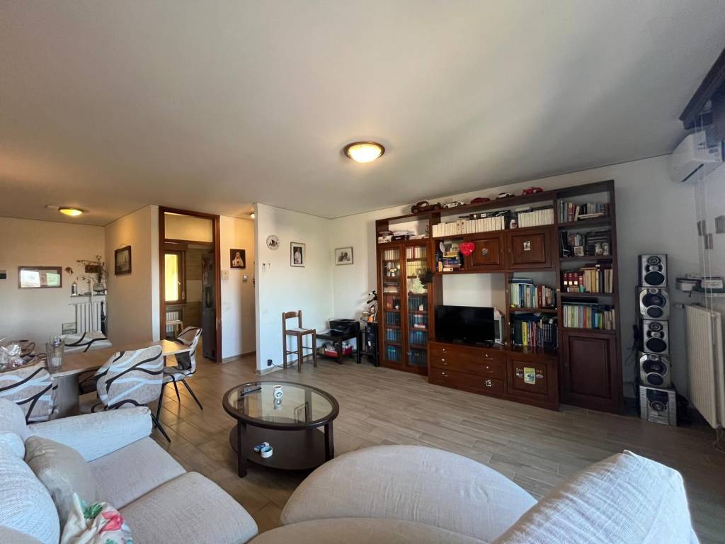 appartamento in vendita ad Udine in zona Paparotti