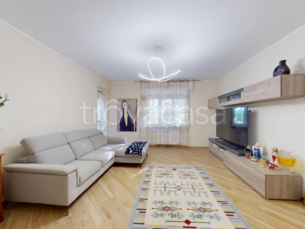 appartamento in vendita ad Udine in zona Vât