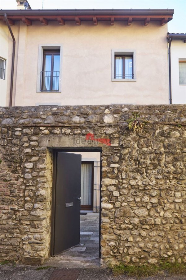 casa indipendente in vendita ad Udine in zona Centro Storico