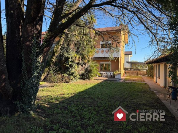 casa indipendente in vendita ad Udine