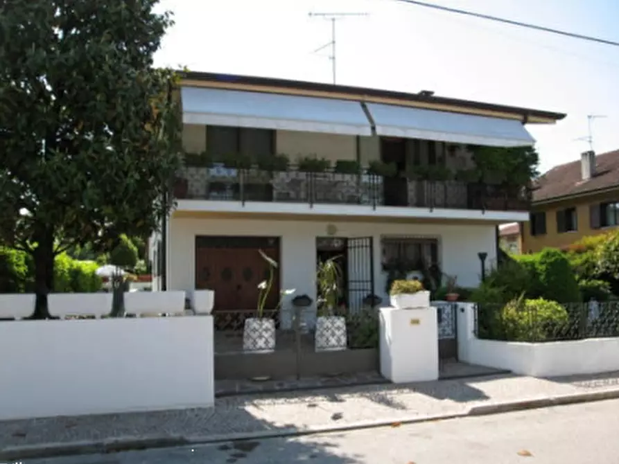 casa indipendente in vendita ad Udine