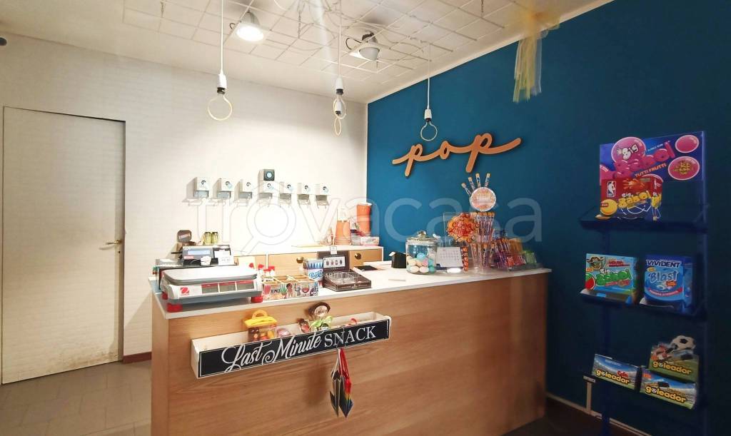 negozio in vendita ad Udine in zona Centro Storico