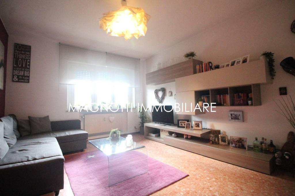 appartamento in vendita ad Udine in zona Vât