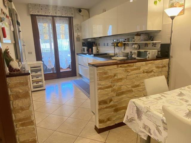 appartamento in vendita ad Udine in zona Rizzi