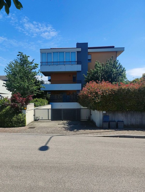 appartamento in vendita ad Udine in zona Vât