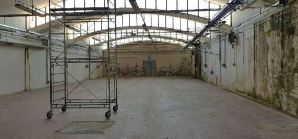 locale di sgombero in vendita ad Udine in zona Vât