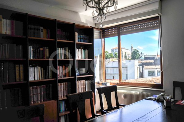 appartamento in vendita ad Udine in zona Centro Storico