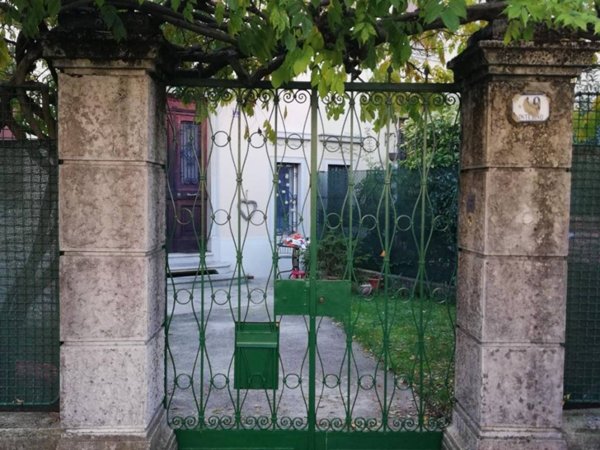 casa indipendente in vendita ad Udine