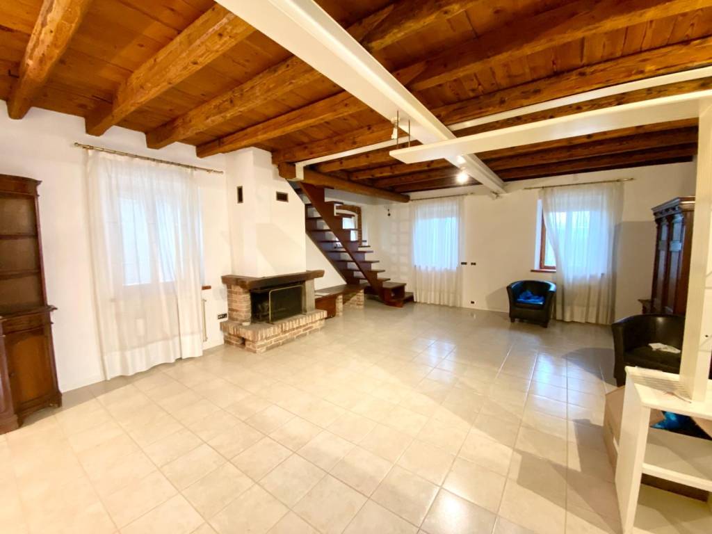 casa indipendente in vendita ad Udine