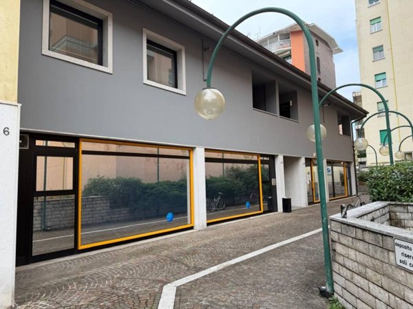 ufficio in vendita ad Udine