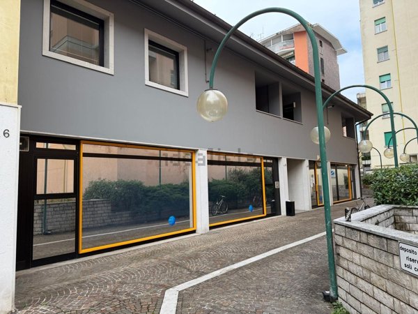 ufficio in vendita ad Udine