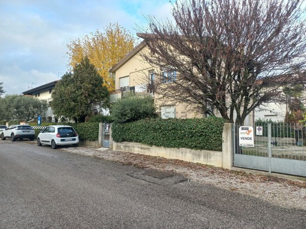 casa indipendente in vendita ad Udine