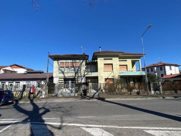 casa indipendente in vendita ad Udine in zona Centro Storico