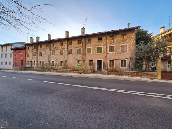 negozio in vendita ad Udine in zona San Rocco