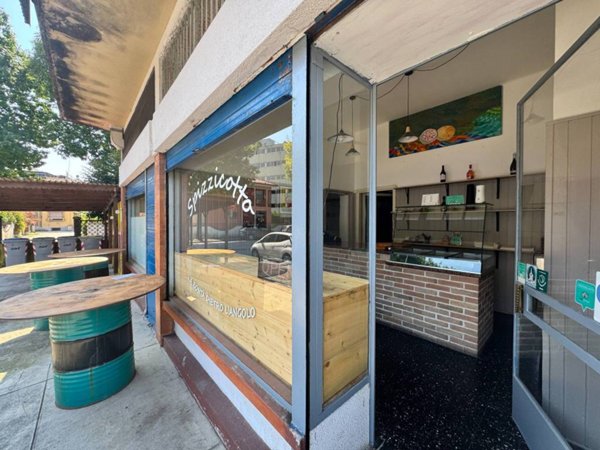 negozio in vendita ad Udine