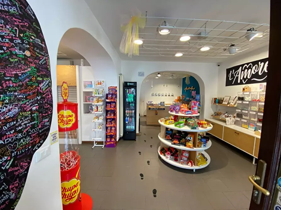 locale commerciale in vendita ad Udine in zona Centro Storico