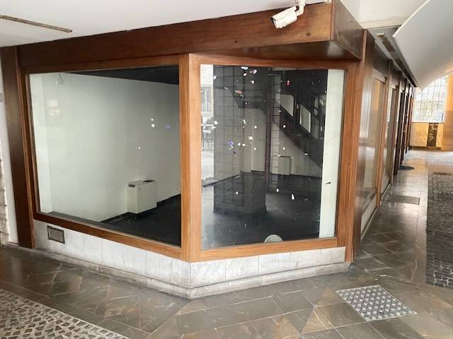 negozio in vendita ad Udine in zona Centro Storico