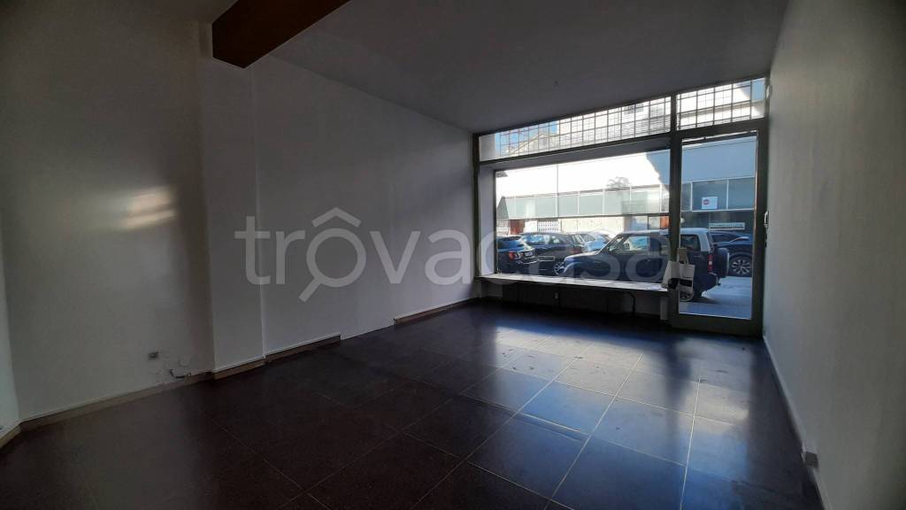 negozio in vendita ad Udine