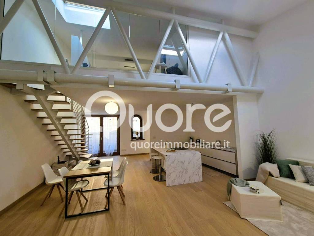 appartamento in vendita ad Udine in zona Centro Storico