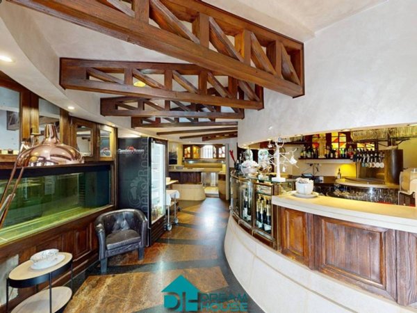 negozio in vendita ad Udine