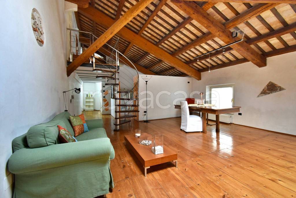 appartamento in vendita ad Udine in zona Centro Storico