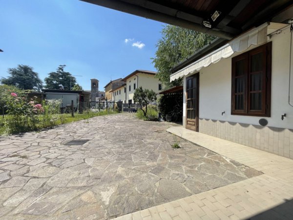 casa indipendente in vendita ad Udine in zona Cussignacco