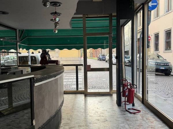 negozio in vendita ad Udine