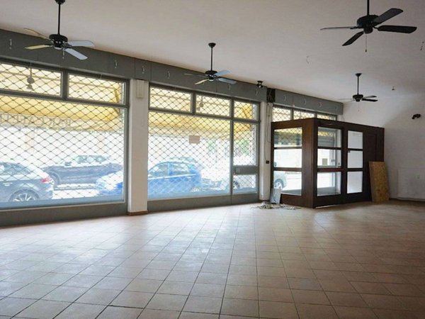 negozio in vendita ad Udine in zona Centro Storico