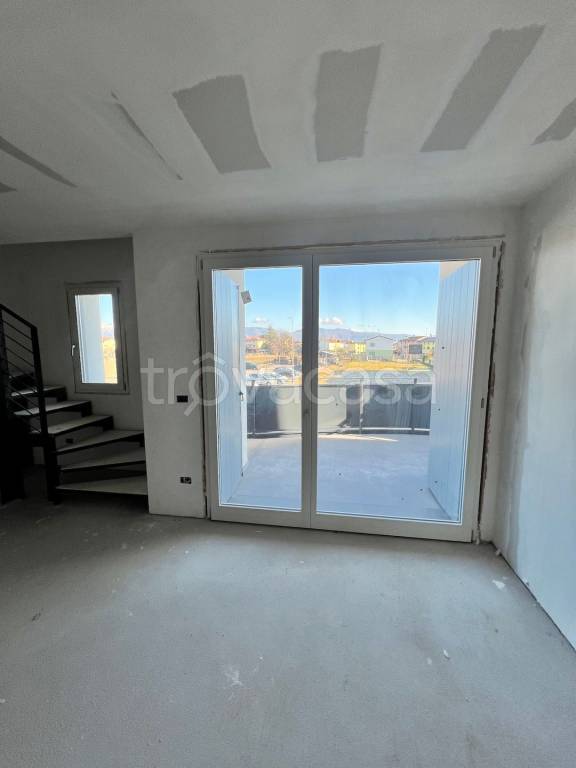 appartamento in vendita ad Udine in zona Godia