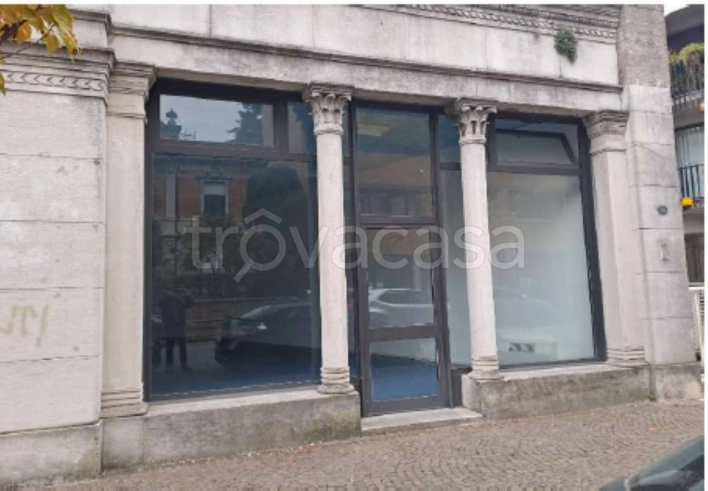 negozio in vendita ad Udine