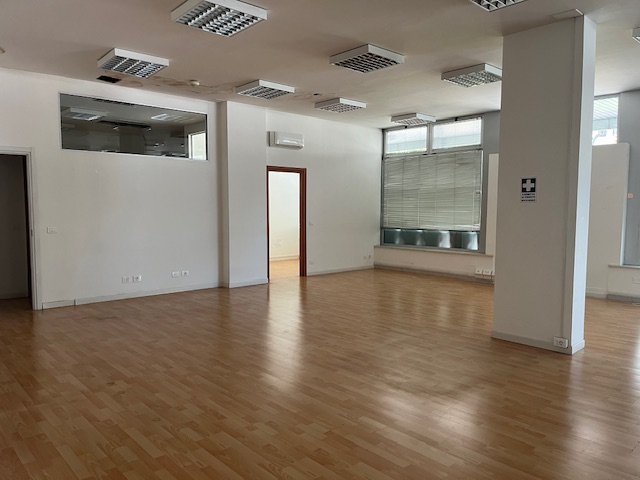 negozio in vendita ad Udine in zona Centro Storico