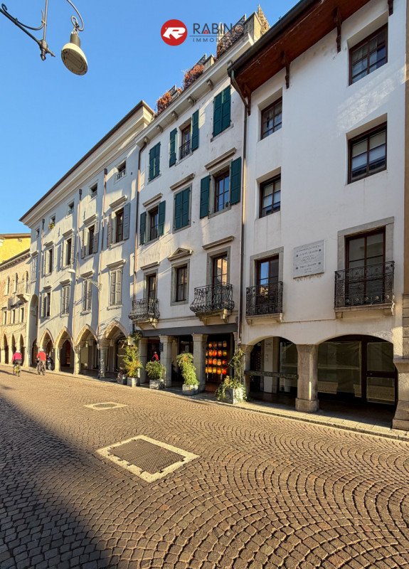 appartamento in vendita ad Udine in zona Centro Storico