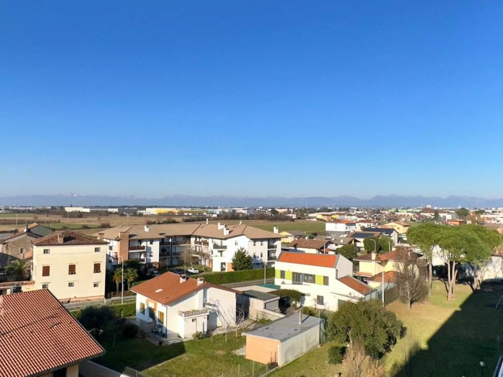appartamento in vendita ad Udine in zona Cussignacco