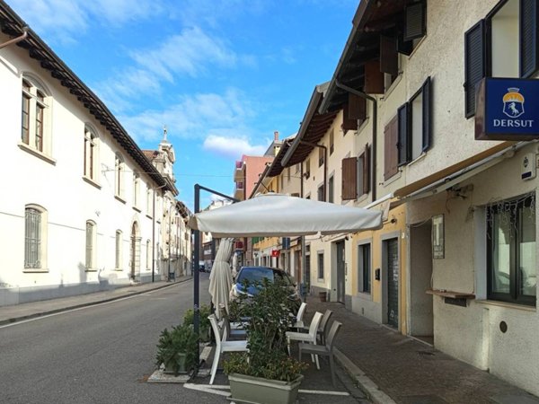 negozio in vendita ad Udine in zona Centro Storico