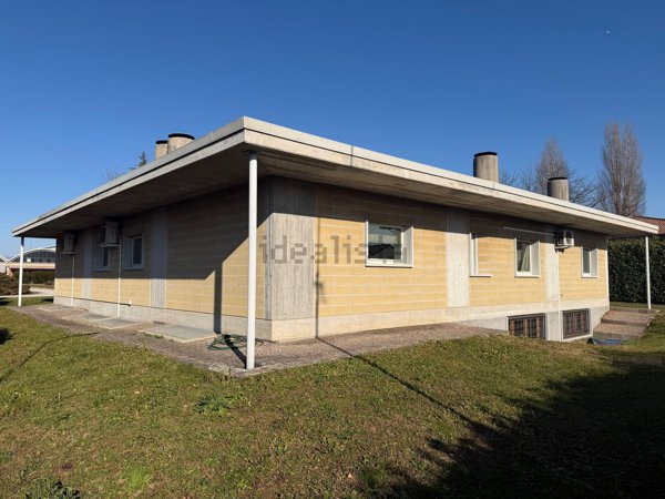 casa indipendente in vendita ad Udine in zona Baldasseria