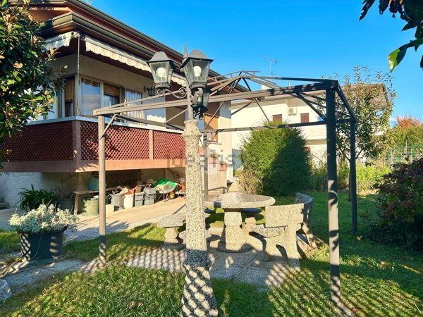 casa indipendente in vendita ad Udine