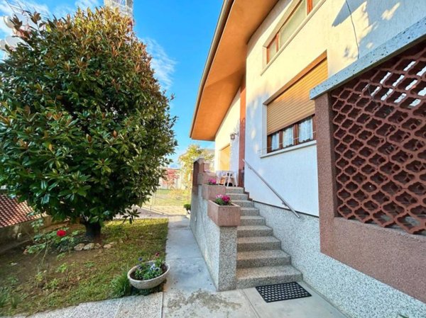 casa indipendente in vendita ad Udine in zona Baldasseria