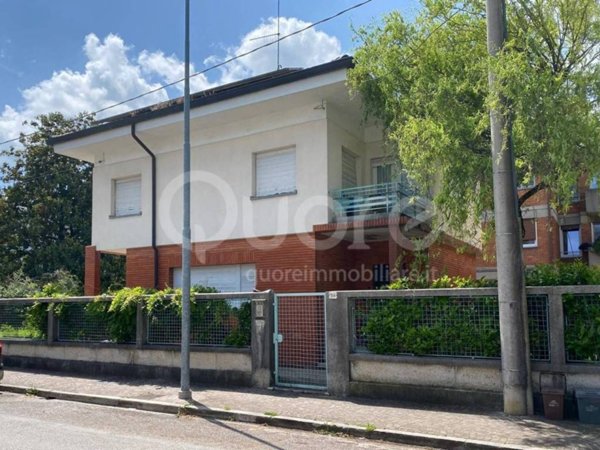 casa indipendente in vendita ad Udine