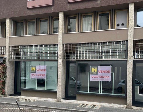 negozio in vendita ad Udine