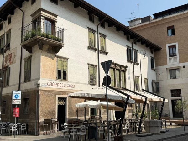 intera palazzina in vendita ad Udine in zona Centro Storico