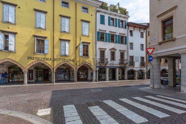 ufficio in vendita ad Udine