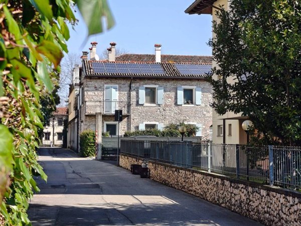 casa indipendente in vendita ad Udine