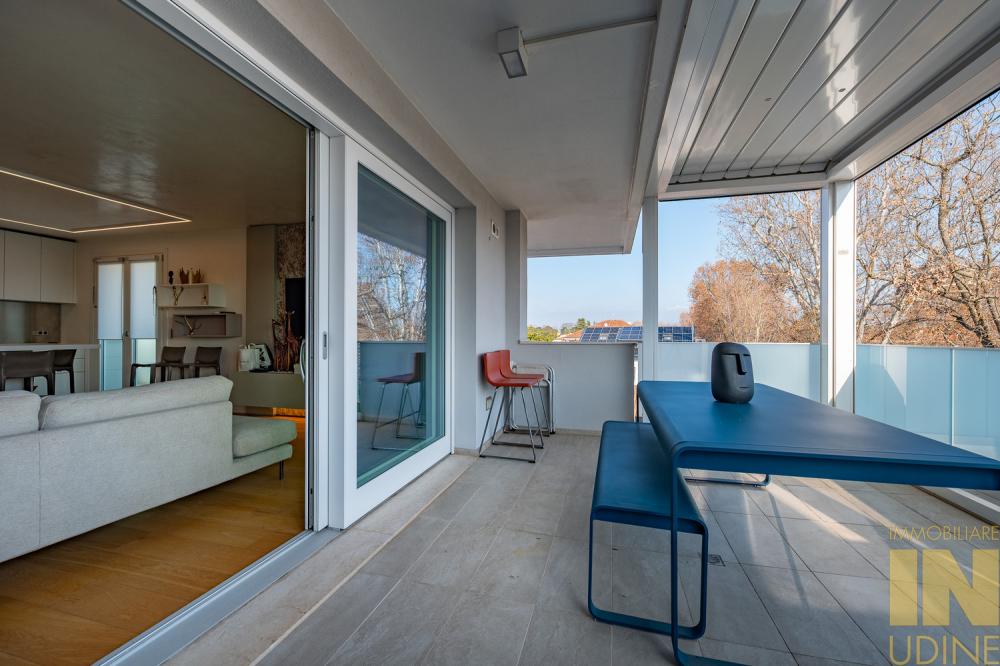 appartamento in vendita ad Udine in zona Vât
