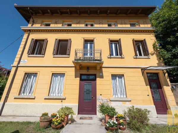 casa semindipendente in vendita ad Udine